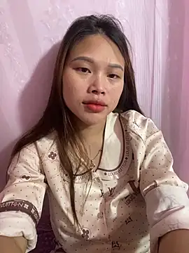 Snapshot of Emxinhka1 chatting on May 8, 2026, 1:22 am Emxinhka1 online show from May 8, 2026, 1:22 am
