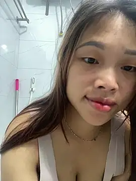 Snapshot of Emxinhka1 chatting on June 16, 2026, 11:51 pm Emxinhka1 online show from June 16, 2026, 11:51 pm