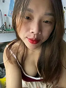 Snapshot of Emxinhka1 chatting on July 19, 2026, 12:47 am Emxinhka1 online show from July 19, 2026, 12:47 am