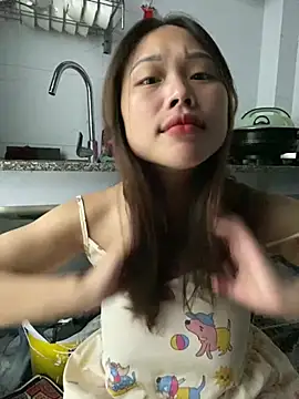 Snapshot of Emxinhka1 chatting on July 31, 2026, 4:17 pm Emxinhka1 online show from July 31, 2026, 4:17 pm