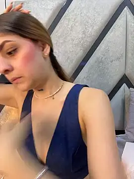 AriaWillssX online show from February 8, 2026, 8:23 pm