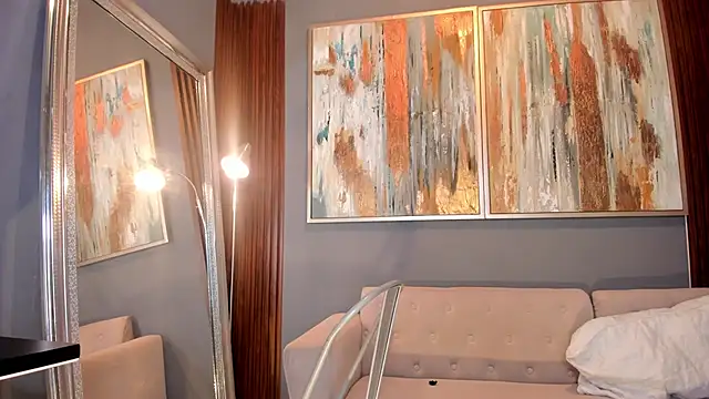 TAHIELA  online show from March 12, 2026, 3:12 am