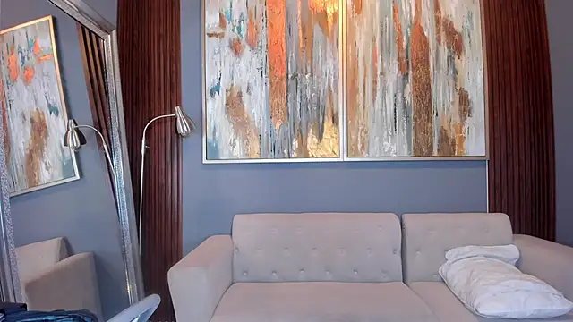 TAHIELA  online show from March 13, 2026, 3:24 am