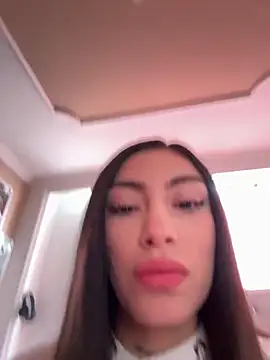 Snapshot of Bonny_Eva chatting on May 6, 2026, 6:57 pm Bonny Eva online show from May 6, 2026, 6:57 pm