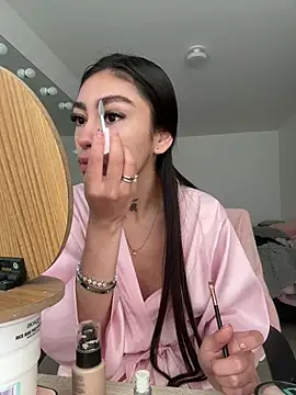 Bonny Eva online show from June 17, 2026, 3:13 pm