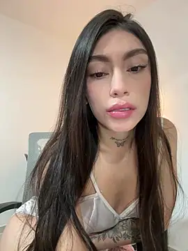 Bonny Eva online show from July 26, 2026, 2:42 am