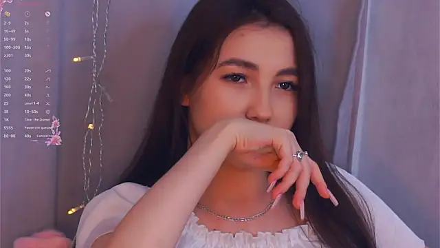 CarlaSpiva online show from February 19, 2026, 8:05 pm