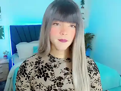 Snapshot of ZoeSchmmit chatting on July 29, 2026, 5:00 pm ZoeSchmmit online show from July 29, 2026, 5:00 pm