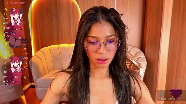 Alina b  online show from July 1, 2026, 7:46 pm