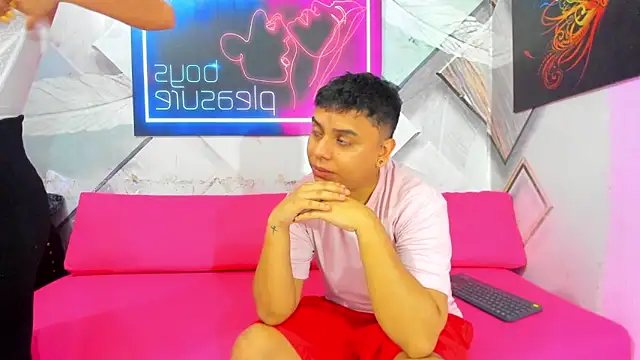 Candy bhraun online show from February 1, 2026, 10:30 pm