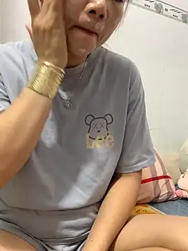 Baby-lovely69 online show from February 9, 2026, 11:31 pm