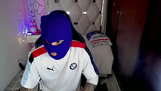 Black diamondd  online show from April 22, 2026, 3:24 pm