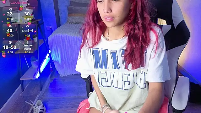 Snapshot of saphire_ chatting on July 11, 2026, 2:31 pm saphire online show from July 11, 2026, 2:31 pm