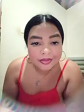 Snapshot of solene09 chatting on February 6, 2026, 5:23 am solene09 online show from February 6, 2026, 5:23 am