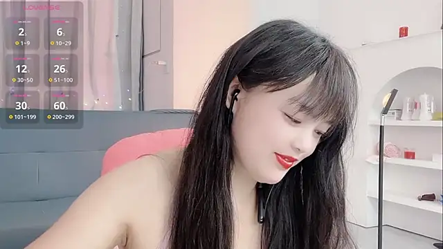xianxian-baby online show from April 8, 2026, 6:41 pm