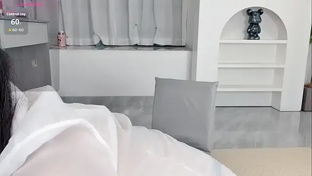 xianxian-baby online show from July 10, 2026, 7:16 pm