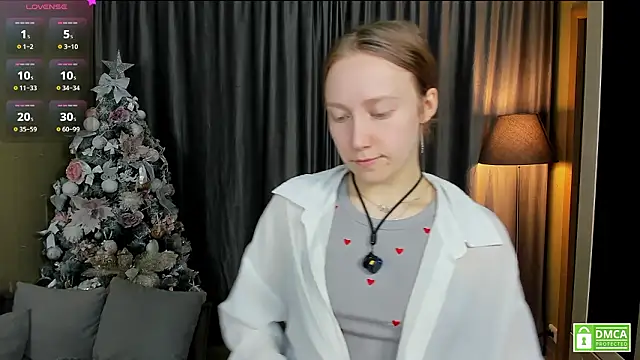 Snapshot of Cutie_Ellis chatting on March 22, 2026, 5:38 pm Cutie Ellis online show from March 22, 2026, 5:38 pm