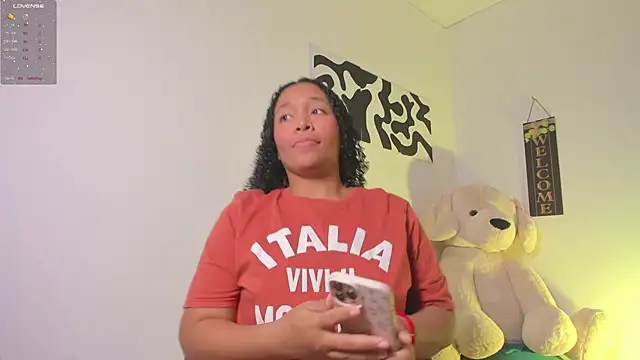 Nia13 online show from February 9, 2026, 5:22 am