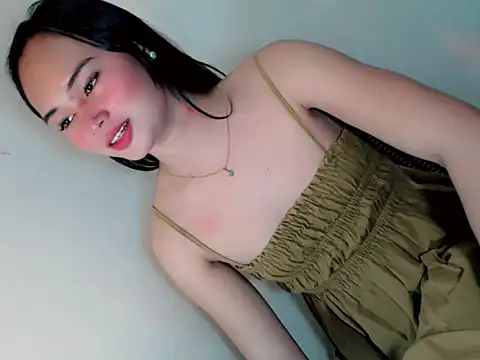 Snapshot of Sinfulrose_ chatting on May 12, 2026, 2:03 pm Sinfulrose online show from May 12, 2026, 2:03 pm
