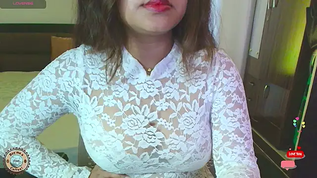 Yara-143 online show from April 22, 2026, 8:17 am