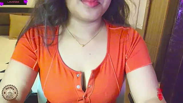 Snapshot of Yara-143 chatting on June 30, 2026, 3:35 pm Yara-143 online show from June 30, 2026, 3:35 pm