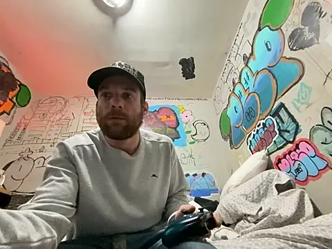 gothboiplzty online show from February 2, 2026, 6:12 am