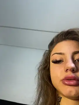 Snapshot of AnnastasiaJune chatting on February 7, 2026, 6:50 am AnnastasiaJune online show from February 7, 2026, 6:50 am