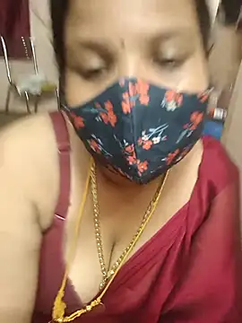 Snapshot of Madhusri_Tamil_Telugu chatting on May 20, 2026, 5:30 pm Madhusri Tamil Telugu online show from May 20, 2026, 5:30 pm