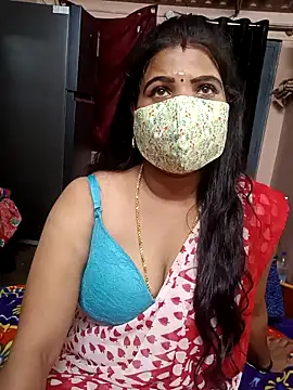 Snapshot of Madhusri_Tamil_Telugu chatting on July 28, 2026, 7:39 pm Madhusri Tamil Telugu online show from July 28, 2026, 7:39 pm