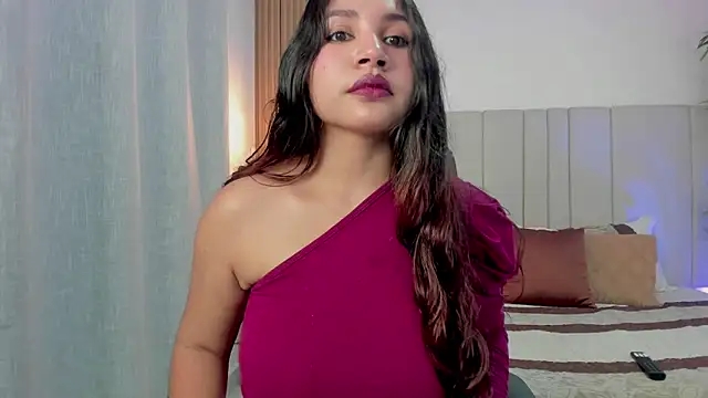 Victoria Rosee online show from May 13, 2026, 6:16 pm