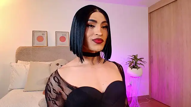 Snapshot of KarolPortellaa chatting on June 11, 2026, 12:08 am KarolPortellaa online show from June 11, 2026, 12:08 am