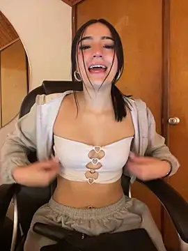 Valery pink18 online show from February 18, 2026, 2:18 am