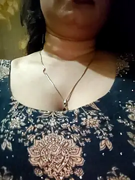PARI51 online show from June 30, 2026, 8:32 pm