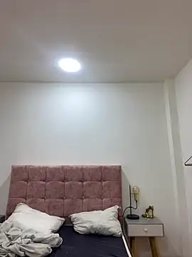 Annie bonnie  online show from February 27, 2026, 11:32 am