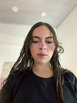Annie bonnie  online show from July 31, 2026, 10:58 am