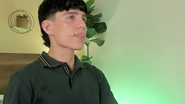 Angel eros  online show from February 20, 2026, 6:26 am