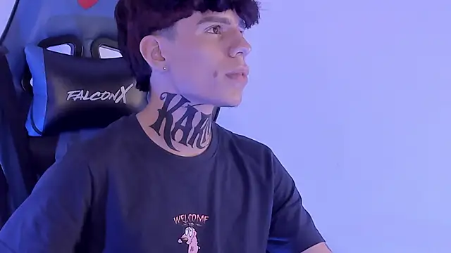 Angel eros  online show from March 17, 2026, 4:50 am