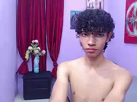 bigcock twinks online show from February 10, 2026, 11:53 pm