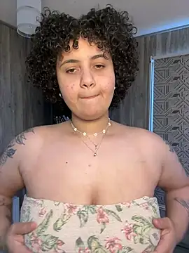 BabyChanntal online show from April 30, 2026, 8:04 pm