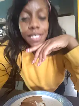 NatalieGainer goodies online show from May 5, 2026, 2:58 pm