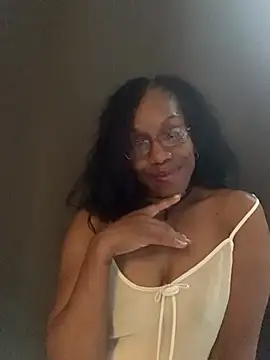 NatalieGainer goodies online show from May 22, 2026, 12:07 am