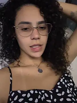 Snapshot of SirenStell0 chatting on June 6, 2026, 10:14 pm SirenStell0 online show from June 6, 2026, 10:14 pm