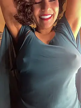 Snapshot of eva_luz chatting on July 5, 2026, 3:19 pm eva luz online show from July 5, 2026, 3:19 pm