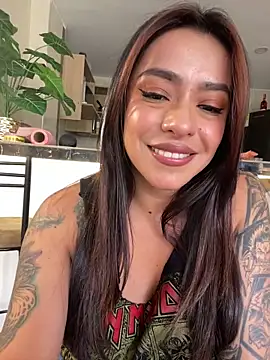 Snapshot of foxxy_lover chatting on April 8, 2026, 5:46 pm foxxy lover online show from April 8, 2026, 5:46 pm