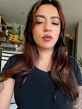 Snapshot of foxxy_lover chatting on April 30, 2026, 4:24 pm foxxy lover online show from April 30, 2026, 4:24 pm