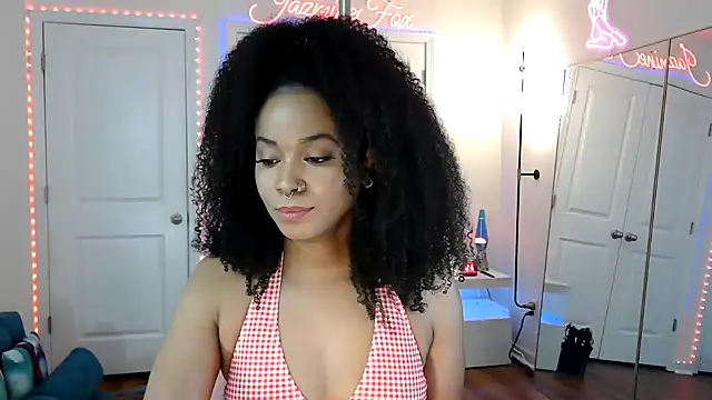 Snapshot of JazmineFoxx chatting on April 29, 2026, 6:58 pm JazmineFoxx online show from April 29, 2026, 6:58 pm