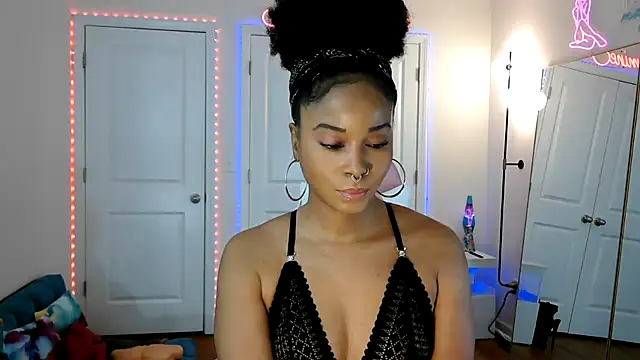 Snapshot of JazmineFoxx chatting on May 23, 2026, 5:28 pm JazmineFoxx online show from May 23, 2026, 5:28 pm