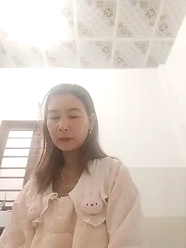 Sexy-ladyboobs69 online show from May 2, 2026, 1:10 am