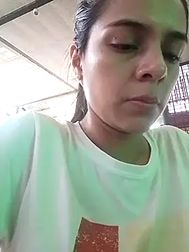 Snapshot of EvaMiranda chatting on May 21, 2026, 7:21 pm EvaMiranda online show from May 21, 2026, 7:21 pm