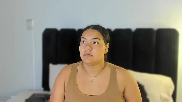 Amaranoir- online show from February 7, 2026, 4:16 am